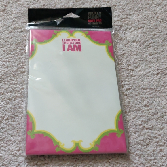 *NWT* Note Pad Bundle Set - Picture 3 of 6
